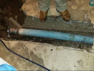 Air on the finished liner of pipe